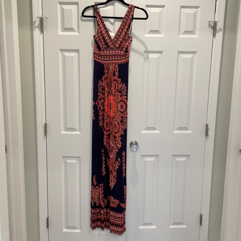 Women’s navy maxi dress.